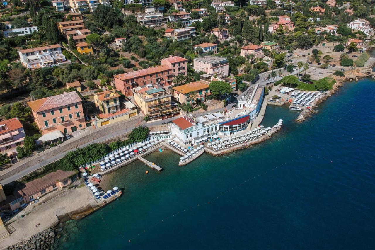 Hotel La Caletta Порто Санто Стефано Экстерьер фото